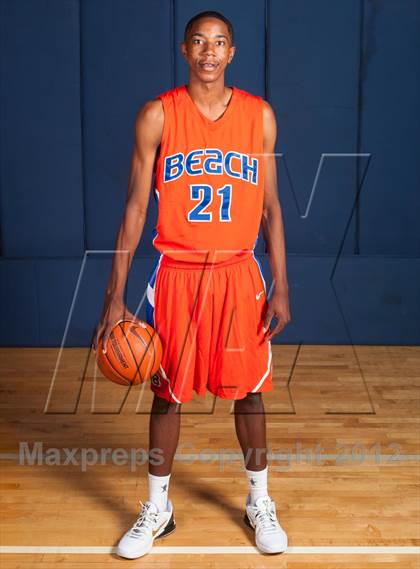 Thumbnail 3 in Rainier Beach (Preseason Top 10 Photo Shoot)  photogallery.