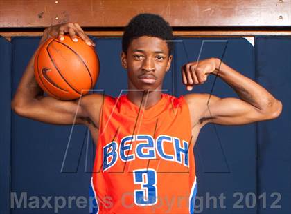 Thumbnail 1 in Rainier Beach (Preseason Top 10 Photo Shoot)  photogallery.