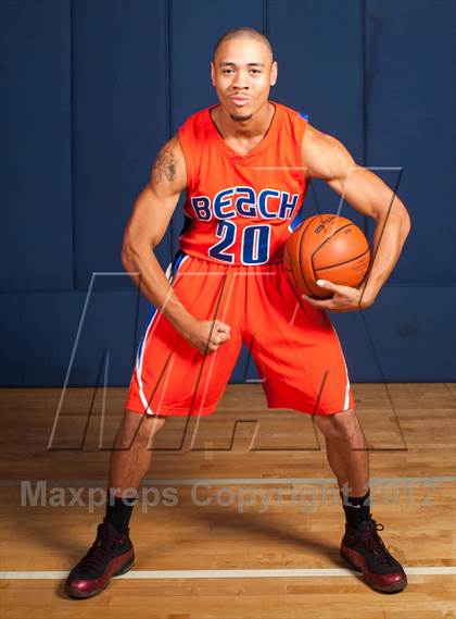 Thumbnail 1 in Rainier Beach (Preseason Top 10 Photo Shoot)  photogallery.