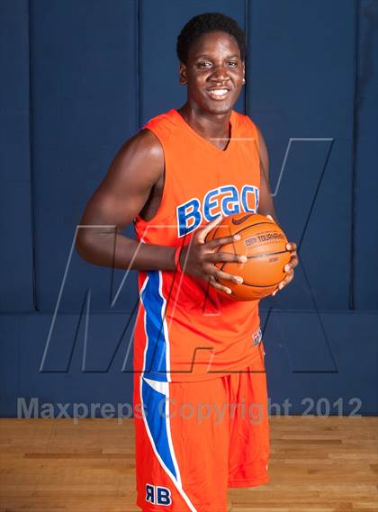 Thumbnail 1 in Rainier Beach (Preseason Top 10 Photo Shoot)  photogallery.