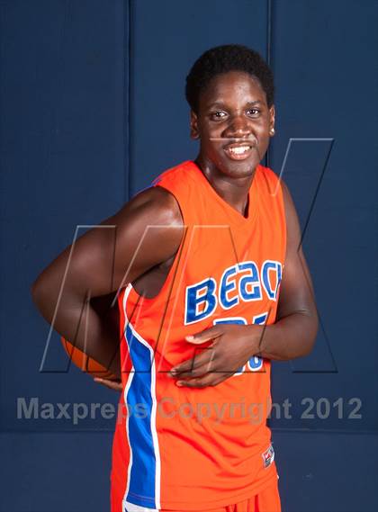 Thumbnail 1 in Rainier Beach (Preseason Top 10 Photo Shoot)  photogallery.