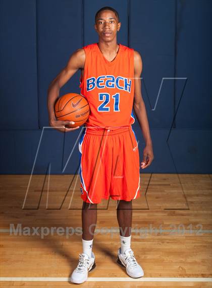 Thumbnail 1 in Rainier Beach (Preseason Top 10 Photo Shoot)  photogallery.