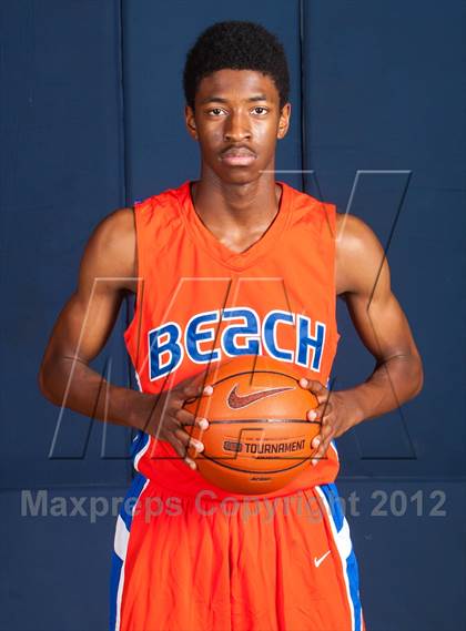 Thumbnail 1 in Rainier Beach (Preseason Top 10 Photo Shoot)  photogallery.