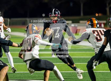 Thumbnail 1 in Milford vs. Monticello (UHSAA 8-man Semifinal) photogallery.