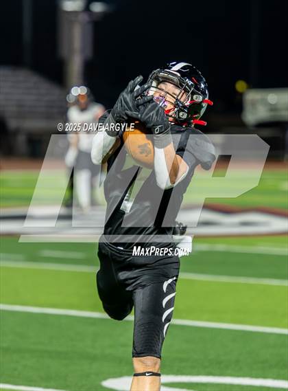 Thumbnail 1 in Milford vs. Monticello (UHSAA 8-man Semifinal) photogallery.