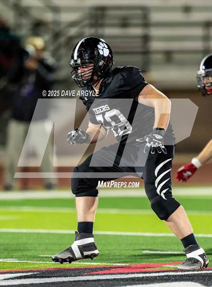 Thumbnail 3 in Milford vs. Monticello (UHSAA 8-man Semifinal) photogallery.