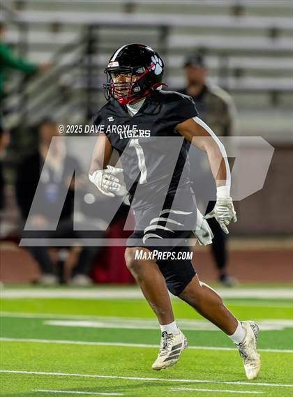 Thumbnail 1 in Milford vs. Monticello (UHSAA 8-man Semifinal) photogallery.