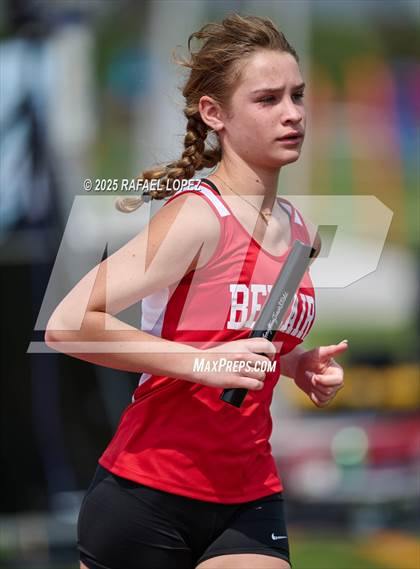 Thumbnail 2 in Dave Bethany Relays (4x800M) photogallery.