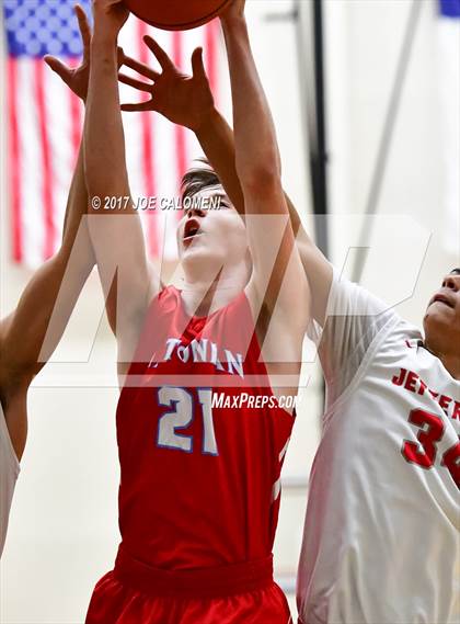 Thumbnail 3 in Antonian Prep Vs Jefferson (SAISD Invitational) photogallery.