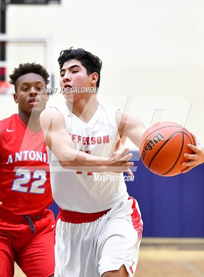 Thumbnail 3 in Antonian Prep Vs Jefferson (SAISD Invitational) photogallery.