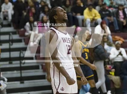 Thumbnail 3 in O'Fallon @ Belleville West photogallery.