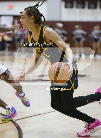 Thumbnail 3 in O'Fallon @ Belleville West photogallery.