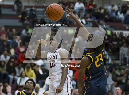 Thumbnail 1 in O'Fallon @ Belleville West photogallery.