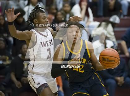 Thumbnail 1 in O'Fallon @ Belleville West photogallery.