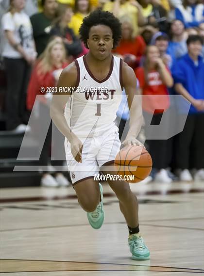 Thumbnail 1 in O'Fallon @ Belleville West photogallery.
