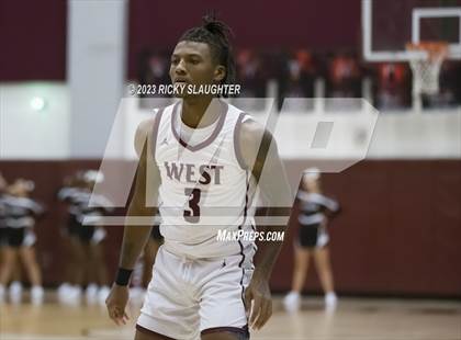 Thumbnail 1 in O'Fallon @ Belleville West photogallery.
