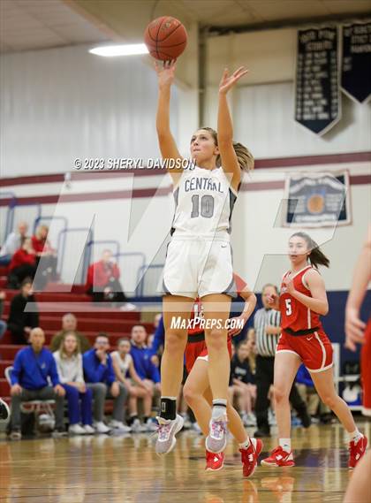Thumbnail 2 in Central Columbia @ Bloomsburg (PIAA 3A Div 4 Semifinal) photogallery.