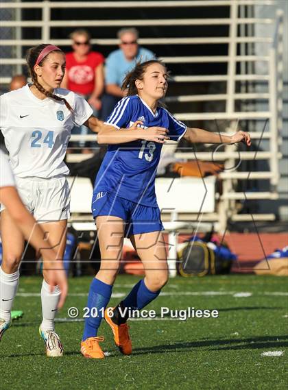 Thumbnail 1 in Burbank @ Crescenta Valley photogallery.