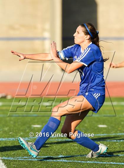 Thumbnail 1 in Burbank @ Crescenta Valley photogallery.