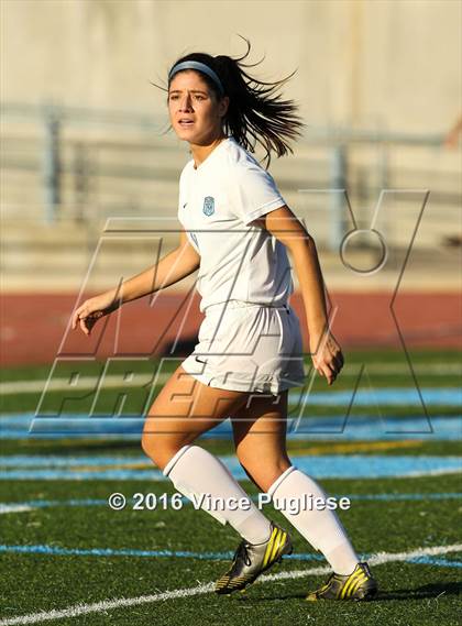 Thumbnail 1 in Burbank @ Crescenta Valley photogallery.