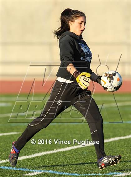 Thumbnail 1 in Burbank @ Crescenta Valley photogallery.