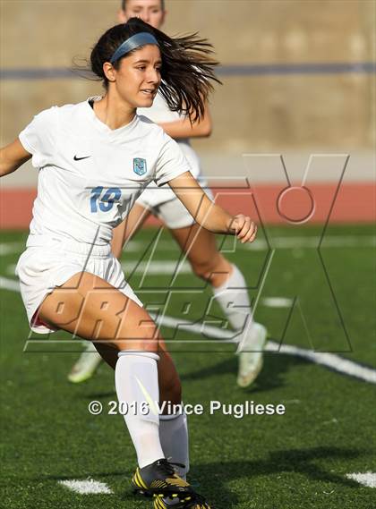 Thumbnail 1 in Burbank @ Crescenta Valley photogallery.