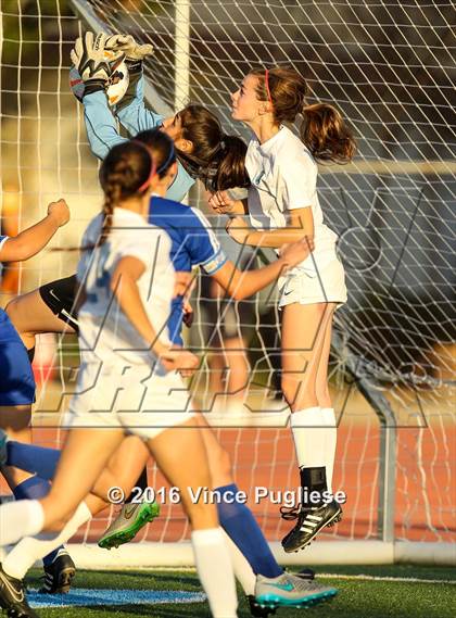 Thumbnail 3 in Burbank @ Crescenta Valley photogallery.