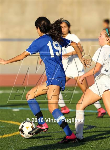 Thumbnail 2 in Burbank @ Crescenta Valley photogallery.