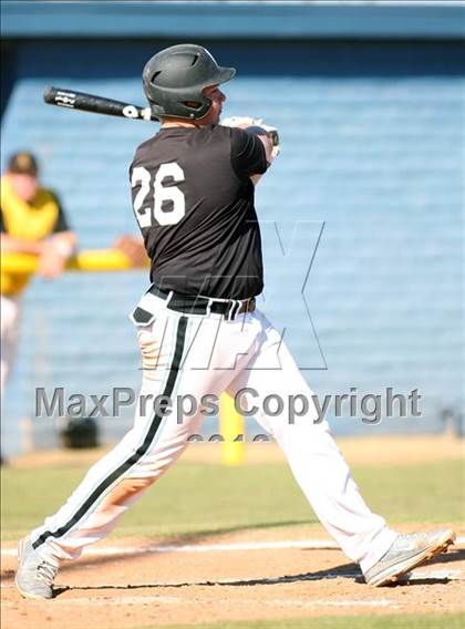 Thumbnail 1 in Quartz Hill vs. Goldwater photogallery.
