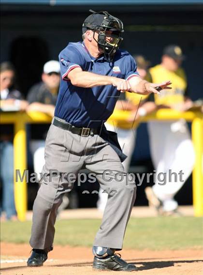 Thumbnail 3 in Quartz Hill vs. Goldwater photogallery.