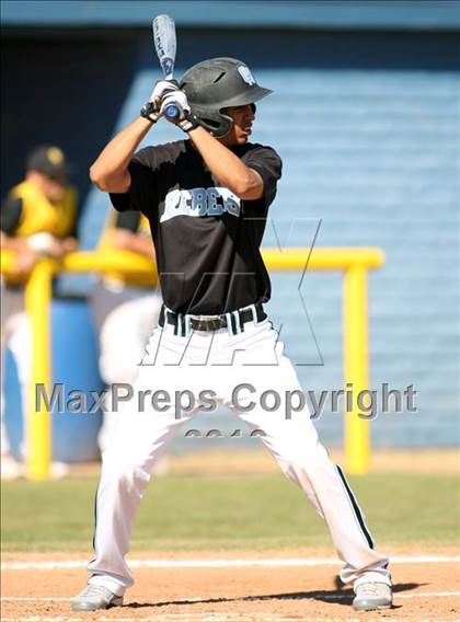Thumbnail 1 in Quartz Hill vs. Goldwater photogallery.