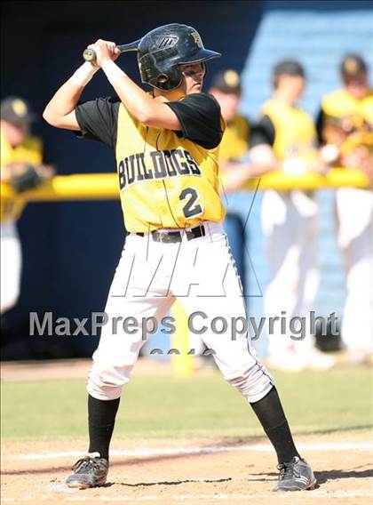 Thumbnail 1 in Quartz Hill vs. Goldwater photogallery.