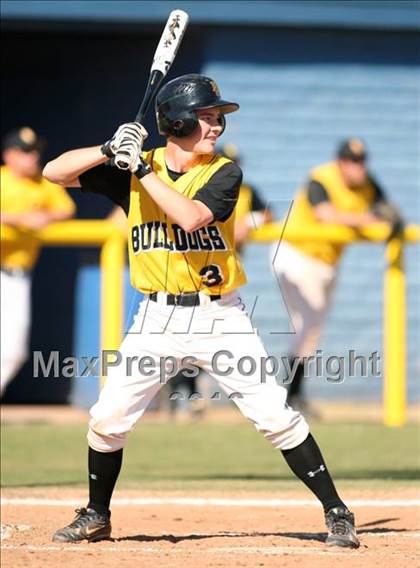Thumbnail 2 in Quartz Hill vs. Goldwater photogallery.