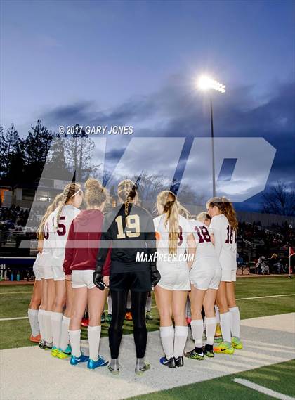 Thumbnail 2 in Roseville vs. Whitney (CIF SJS D2 Final) photogallery.