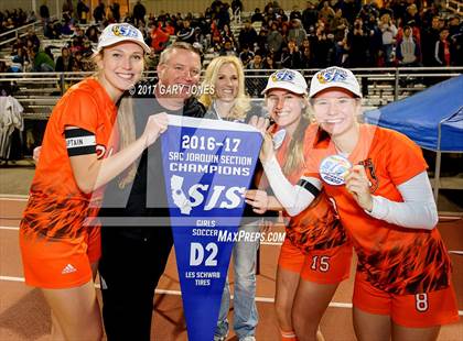 Thumbnail 2 in Roseville vs. Whitney (CIF SJS D2 Final) photogallery.