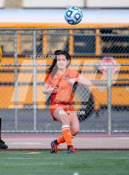 Thumbnail 1 in Roseville vs. Whitney (CIF SJS D2 Final) photogallery.