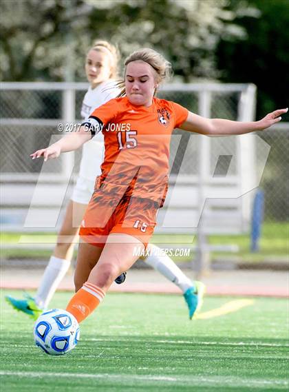 Thumbnail 1 in Roseville vs. Whitney (CIF SJS D2 Final) photogallery.