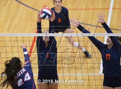 Thumbnail 2 in Wakeland @ Allen photogallery.