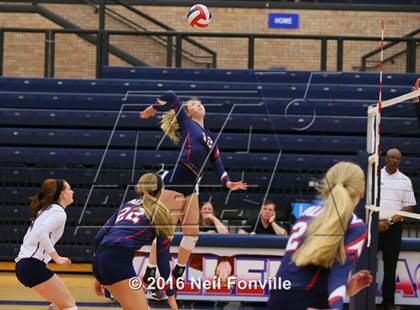 Thumbnail 1 in Wakeland @ Allen photogallery.