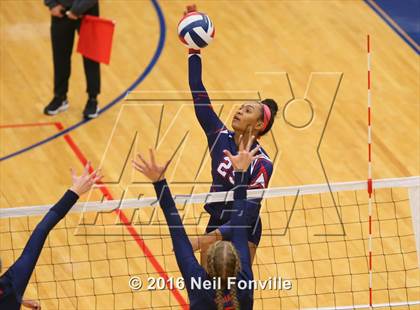 Thumbnail 2 in Wakeland @ Allen photogallery.
