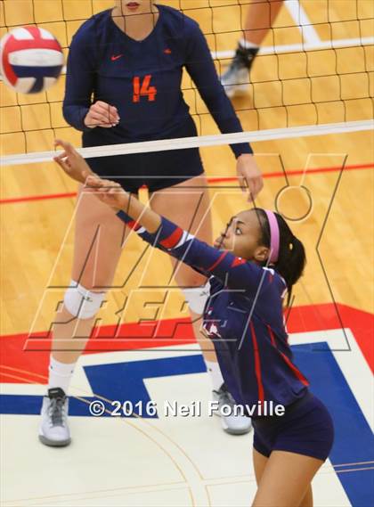 Thumbnail 1 in Wakeland @ Allen photogallery.