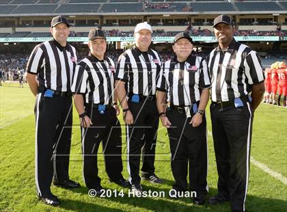 Thumbnail 1 in Vista Murrieta vs. Mission Viejo (CIF-SS West Valley Division Final) photogallery.