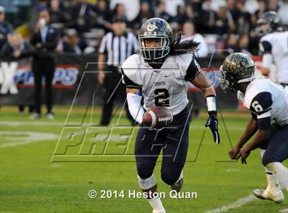 Thumbnail 2 in Vista Murrieta vs. Mission Viejo (CIF-SS West Valley Division Final) photogallery.