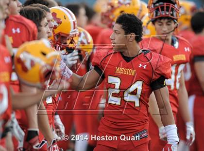 Thumbnail 2 in Vista Murrieta vs. Mission Viejo (CIF-SS West Valley Division Final) photogallery.