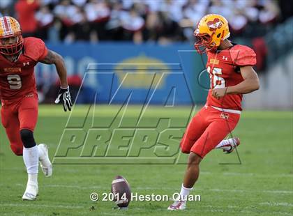 Thumbnail 3 in Vista Murrieta vs. Mission Viejo (CIF-SS West Valley Division Final) photogallery.