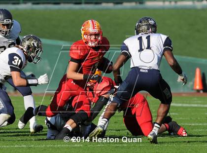 Thumbnail 2 in Vista Murrieta vs. Mission Viejo (CIF-SS West Valley Division Final) photogallery.