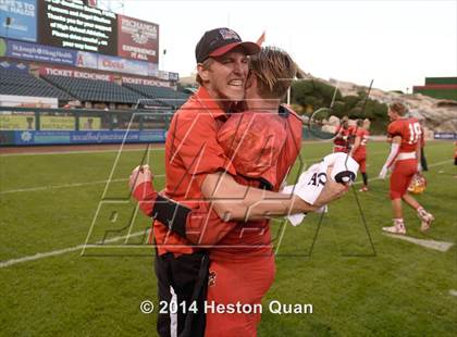 Thumbnail 3 in Vista Murrieta vs. Mission Viejo (CIF-SS West Valley Division Final) photogallery.