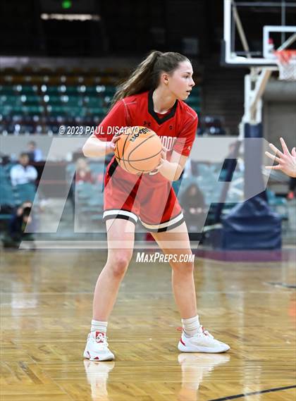 Thumbnail 1 in Glenwood Springs vs. Windsor (CHSAA 5A Final Four) photogallery.