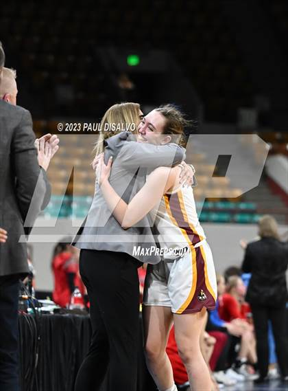 Thumbnail 2 in Glenwood Springs vs. Windsor (CHSAA 5A Final Four) photogallery.