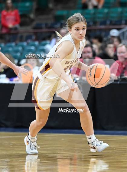 Thumbnail 1 in Glenwood Springs vs. Windsor (CHSAA 5A Final Four) photogallery.